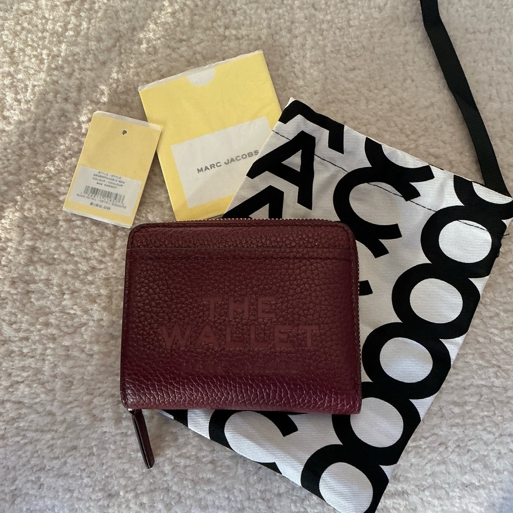 Marc Jacobs Burgundy Wallet New w/tags and bag